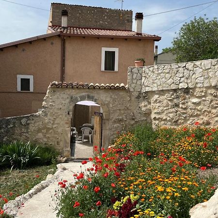 Da Sciuri Case Vacanza Barisciano Εξωτερικό φωτογραφία